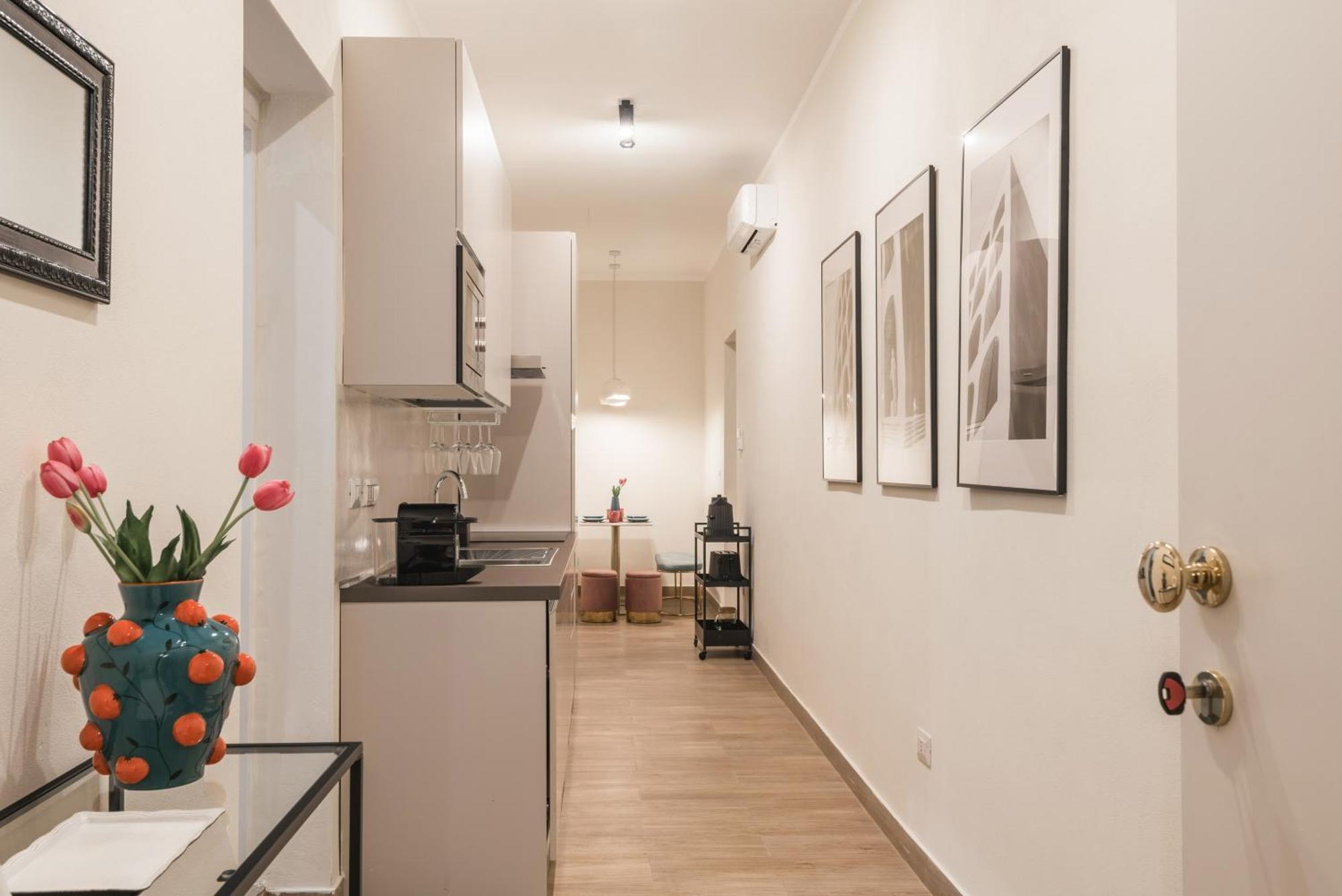 C3 Top Class Apartment, 2 Camere Da Letto, 2 Bagni, Giardino Distante 15 Minuti A Piedi Da Fontana Di Trevi ローマ エクステリア 写真