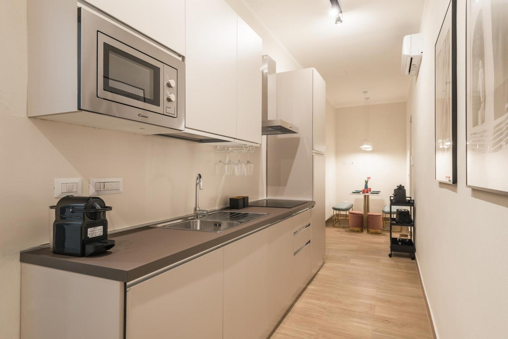 C3 Top Class Apartment, 2 Camere Da Letto, 2 Bagni, Giardino Distante 15 Minuti A Piedi Da Fontana Di Trevi ローマ エクステリア 写真